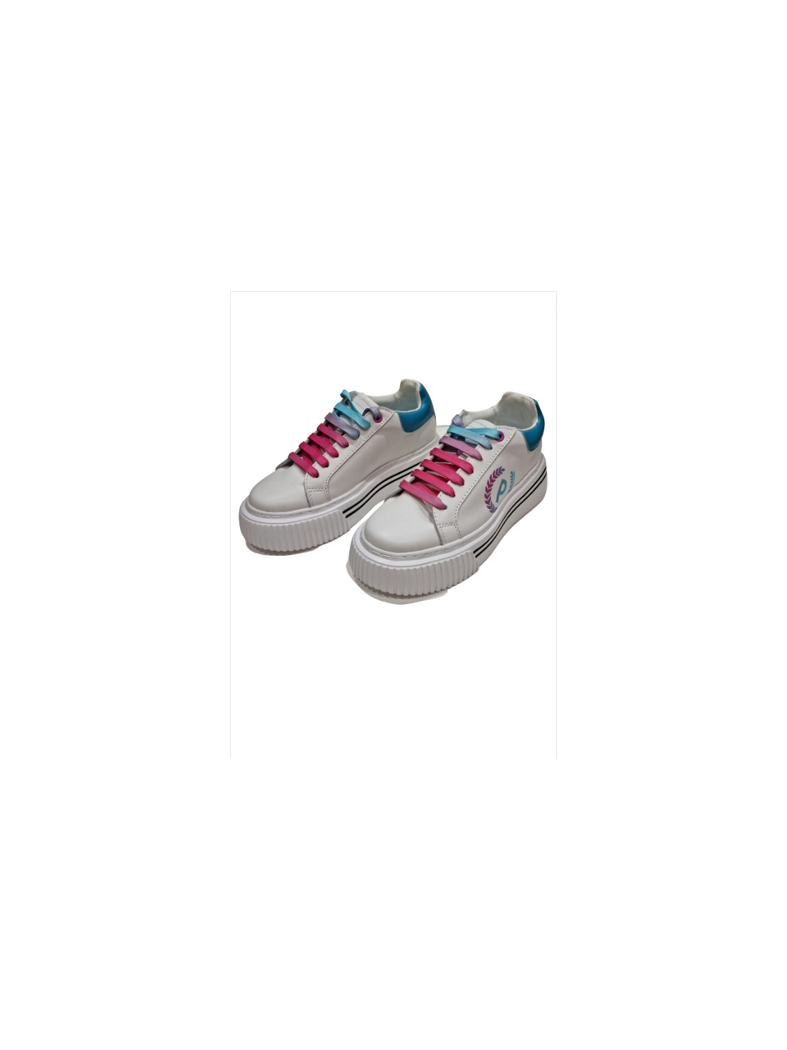 119480-SNEAKERS.png