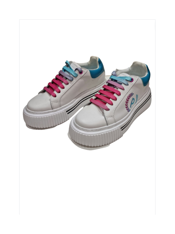 119480-SNEAKERS.png