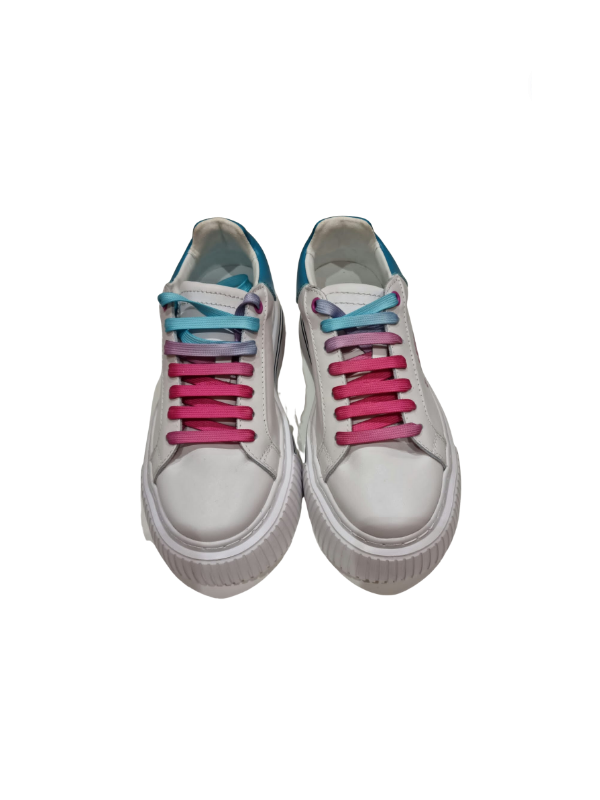 119481-SNEAKERS.png