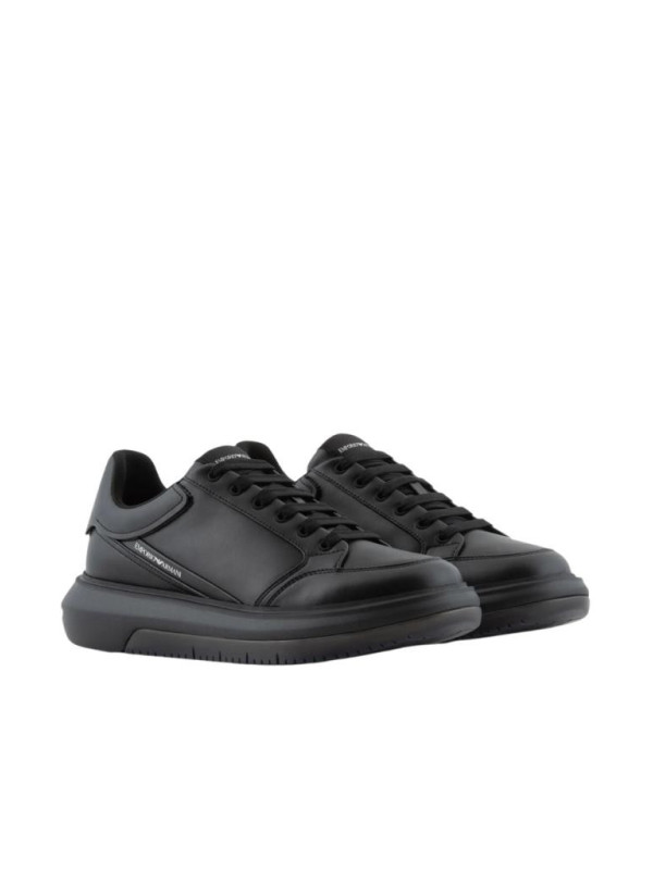 123876-Sneakers-Emporio-Armani-X4X633-XM964.png