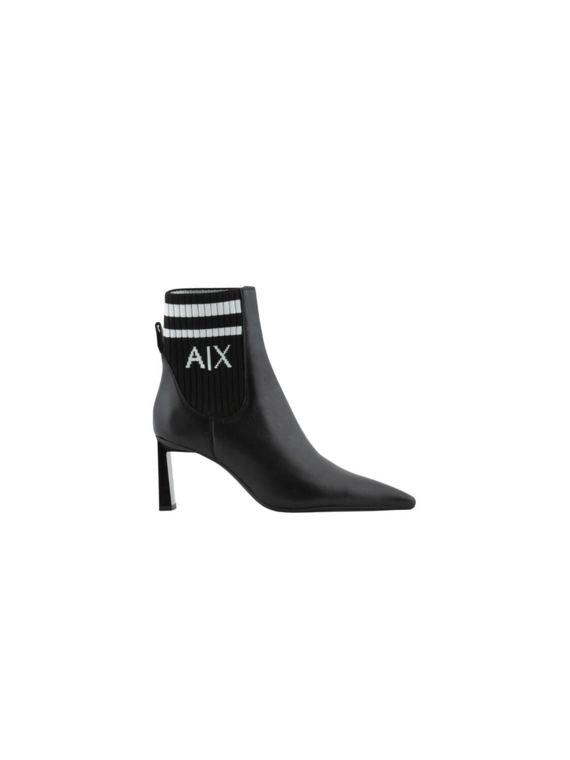122950-Stivaletti-con-tacco-Armani-Exchenge-XDM012-X.png
