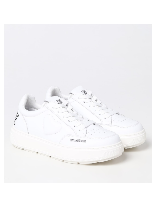 117339-SNEAKERS.png