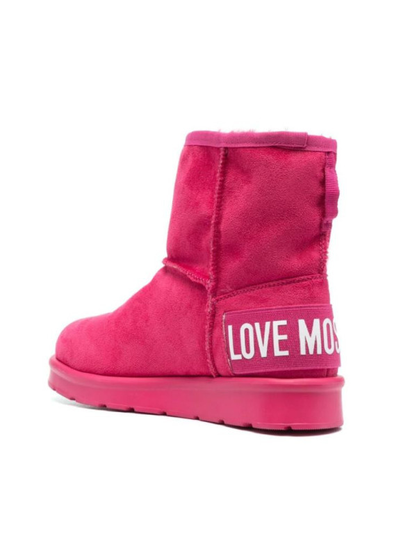 120207-Stivali-con-pelo-Love-Moschino-JA24423H0HJA5.png