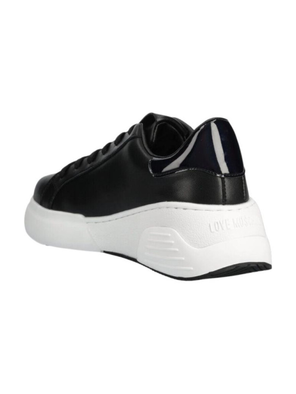 121903-Sneakers-Love-Moschino-JA15914G0HIA0000.png