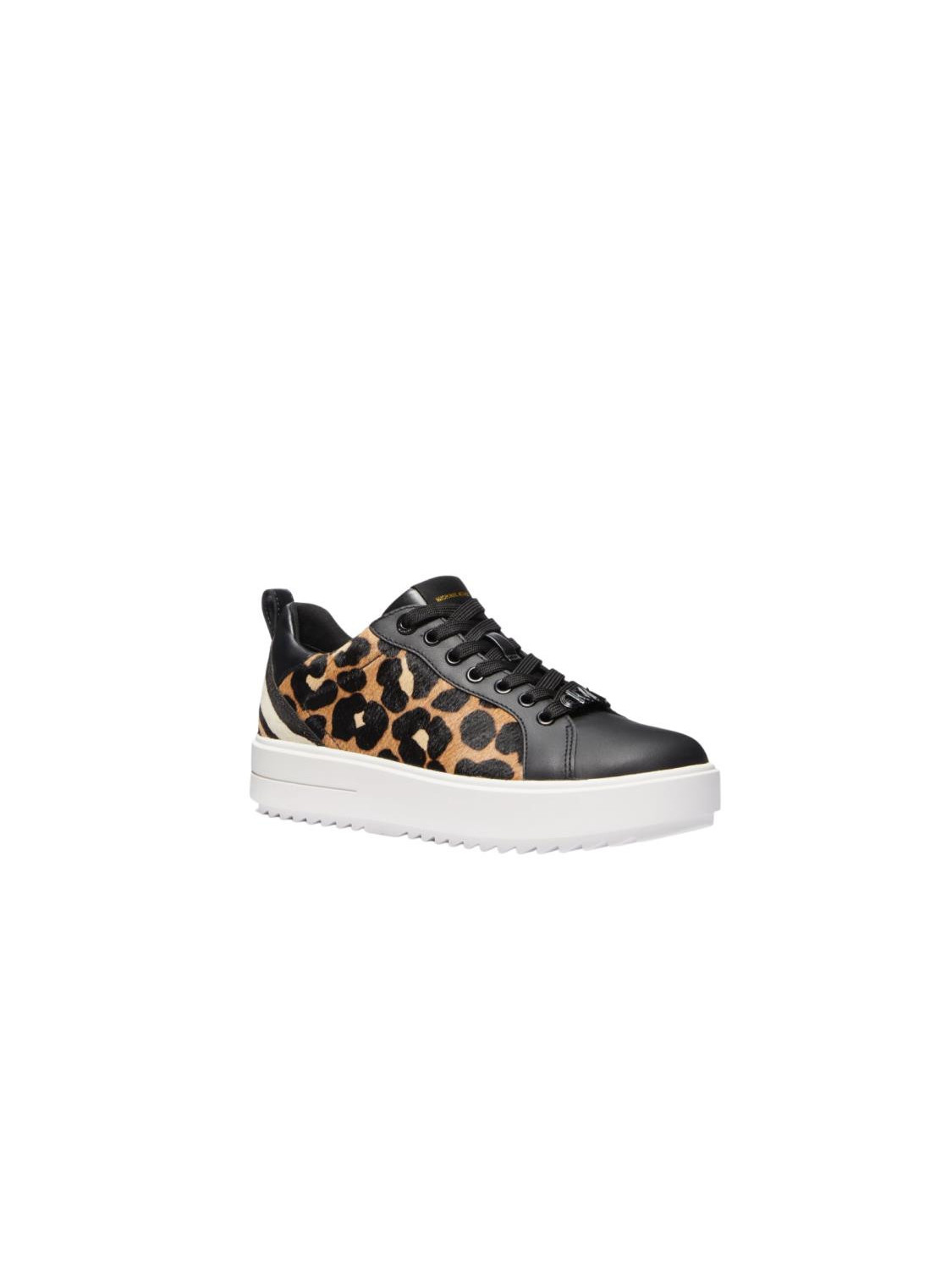 121041-SNEAKERS.png