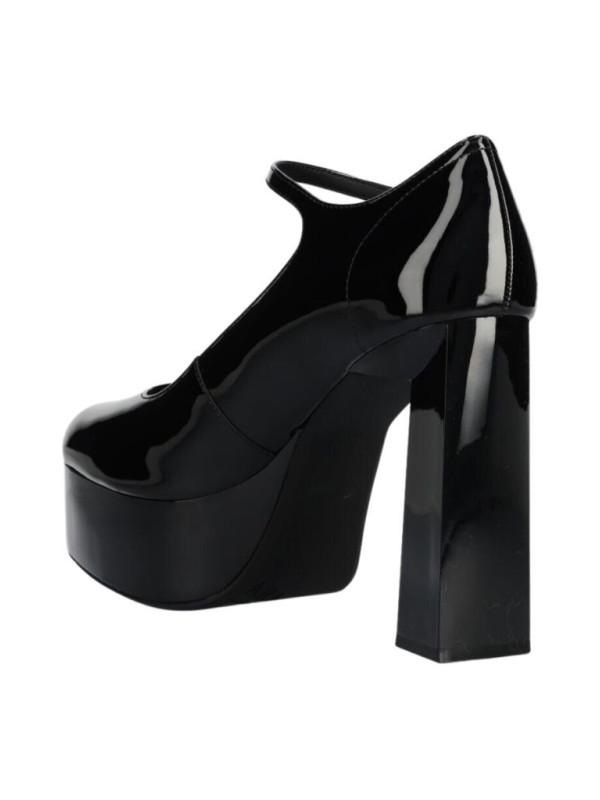 122825-Tacchi-con-plateau-Armani-Exchenge-XDE011-XV7.png