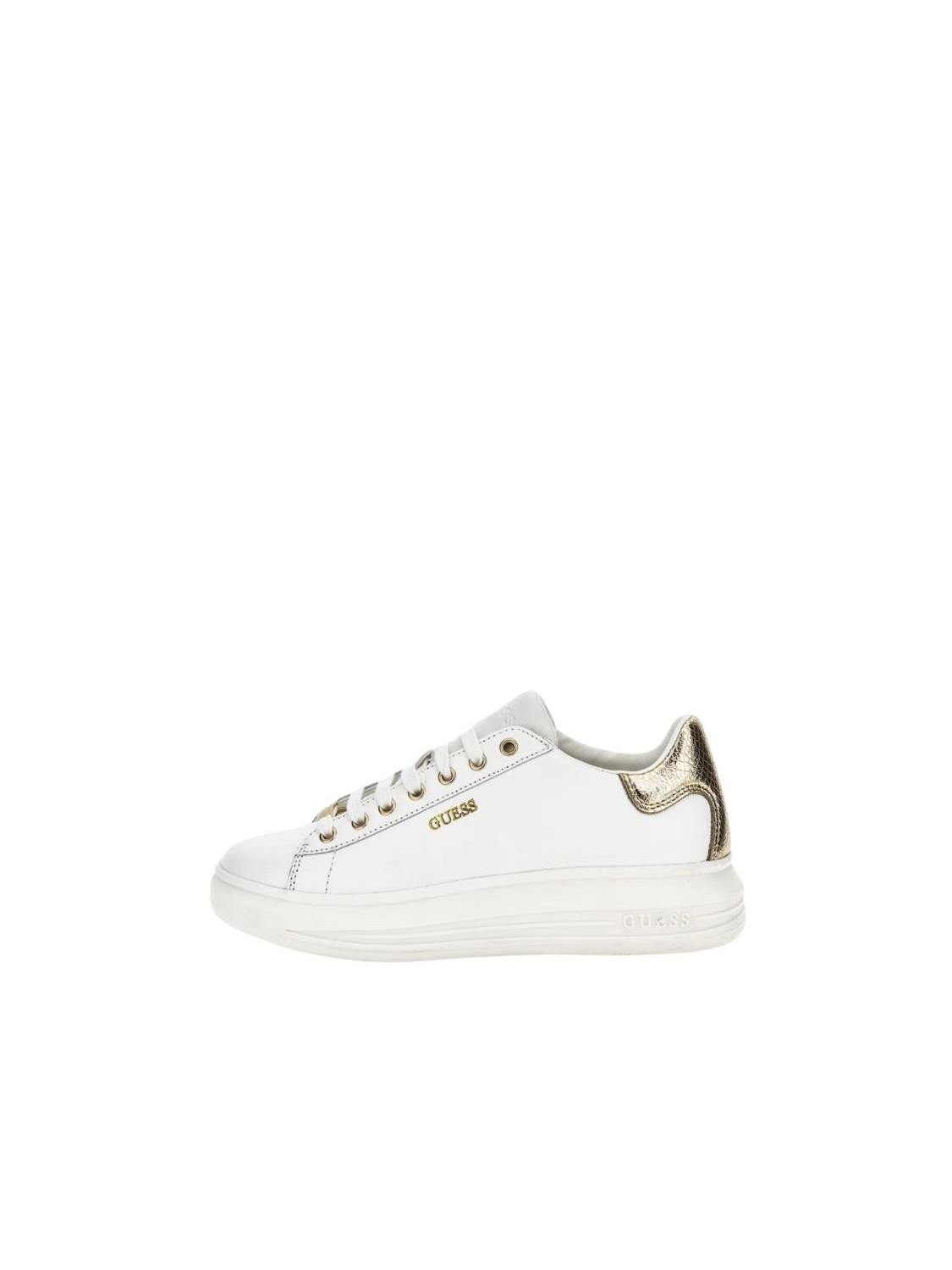 140638-Sneakers-Guess.jpeg