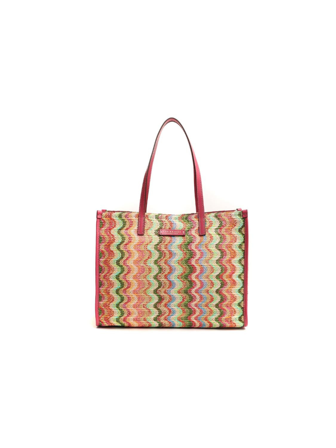 132488-Shopping-The-Bridge-0447027X.png