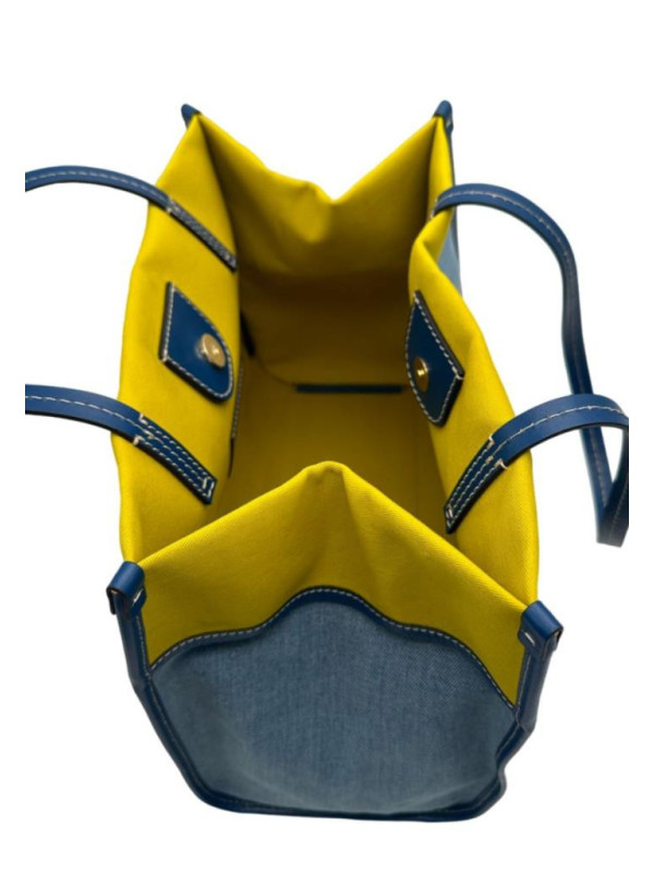 132591-Shopping-The-Bridge-0428245Z.png