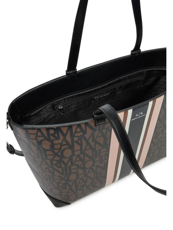 149515-Shopping-Armani-Exchenge-949127-4R733.jpeg