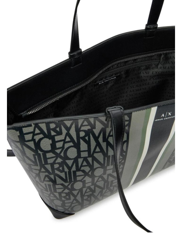 149518-Shopping-Armani-Exchenge-949127-4R733.jpeg