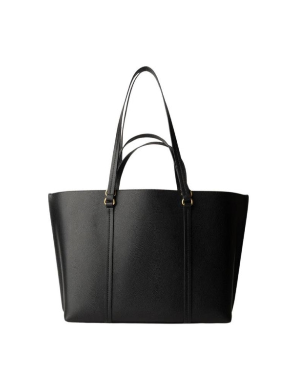 153357-Shopping-Carrie-Pinko.jpeg