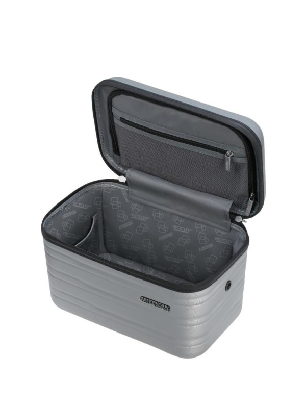 128003-American-Tourister-Flashline-beauty-Case--149.png