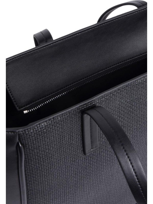 138540-Shopping-Calvin-Klein.png