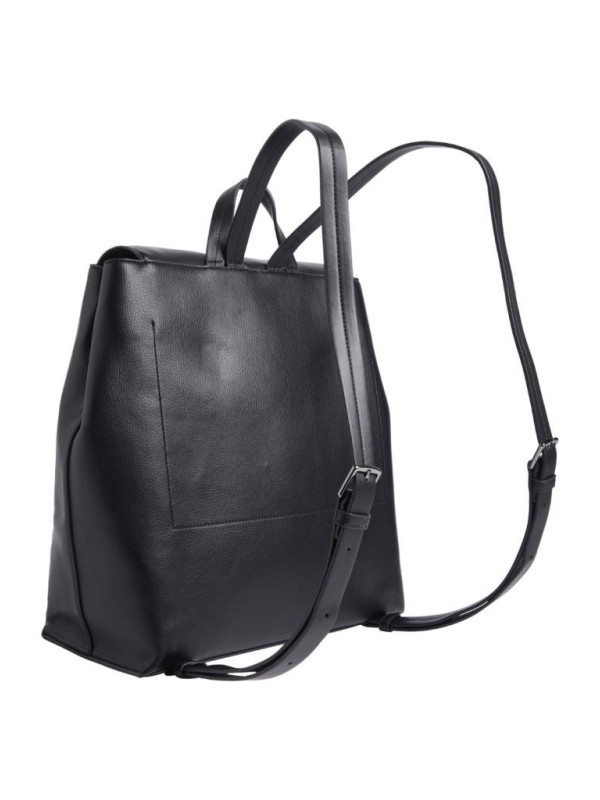 138525-Zaino-Calvin-Klein.png