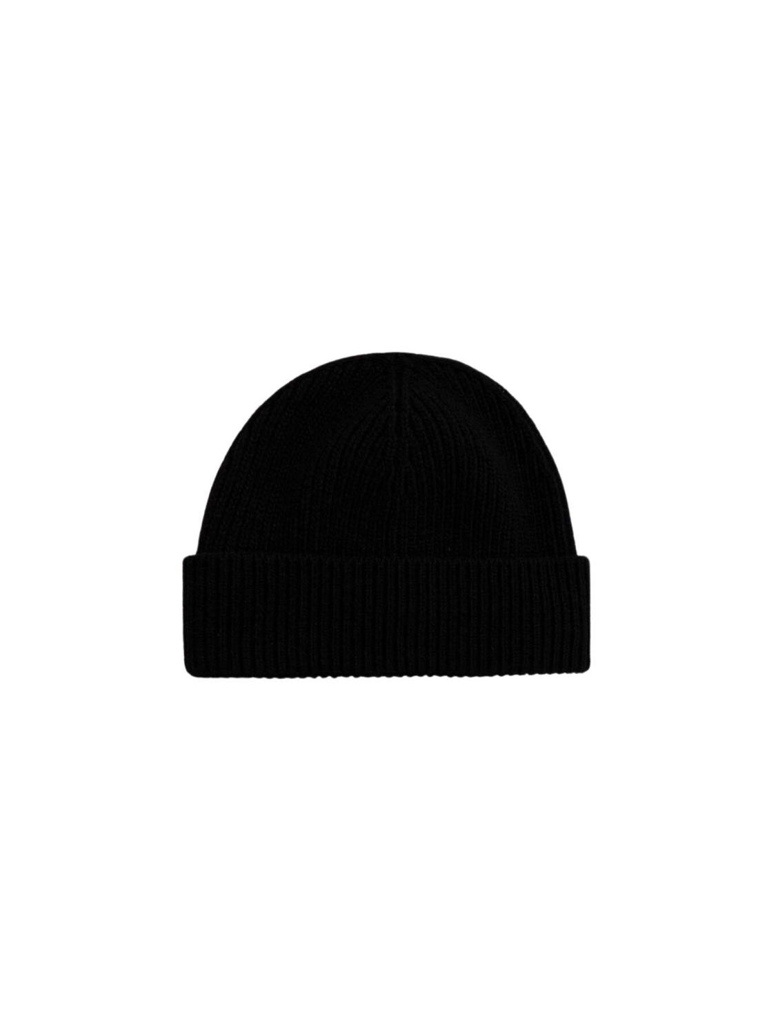 140212-Berretto-con-logo-Emporio-Armani.jpeg