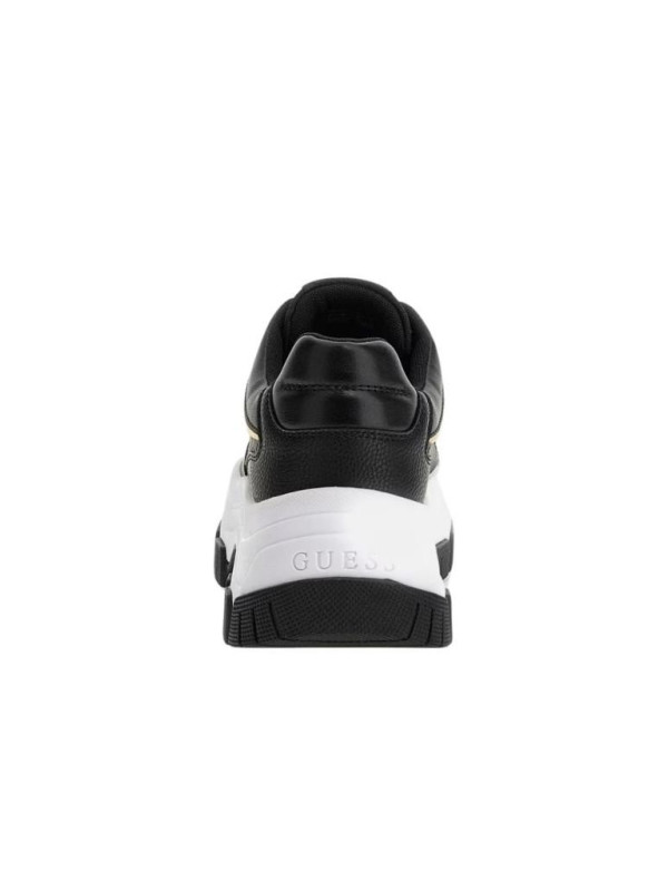 140538-Sneakers-Guess.jpeg