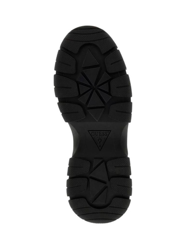 140540-Sneakers-Guess.jpeg