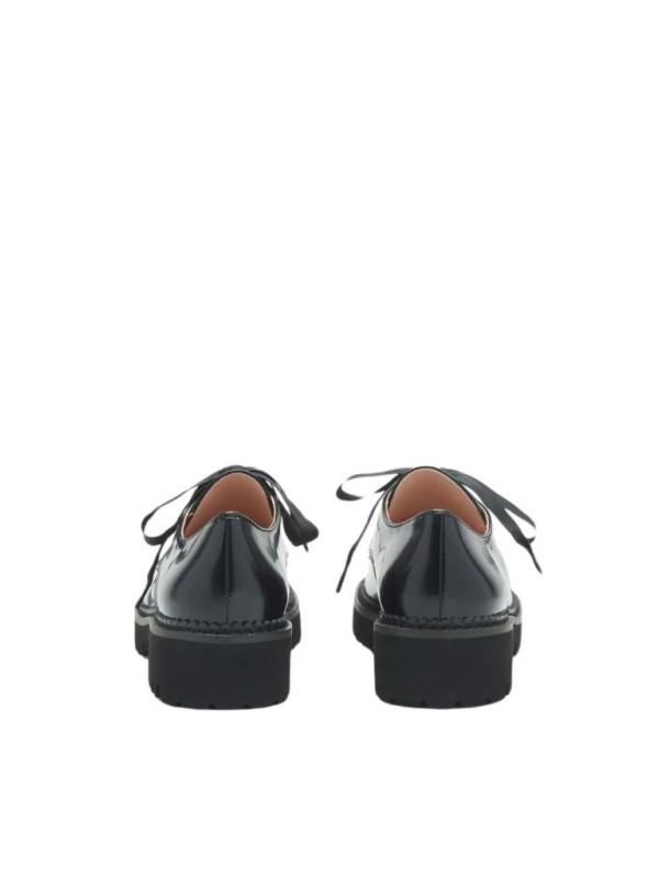 143275-Mocassino-in-pelle-Coccinelle.jpeg