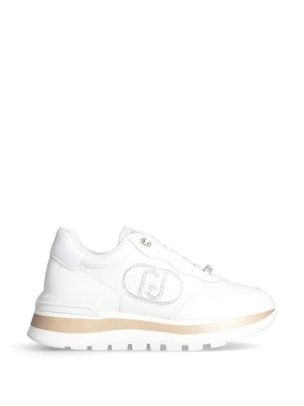 141577-SNEAKERS.jpeg