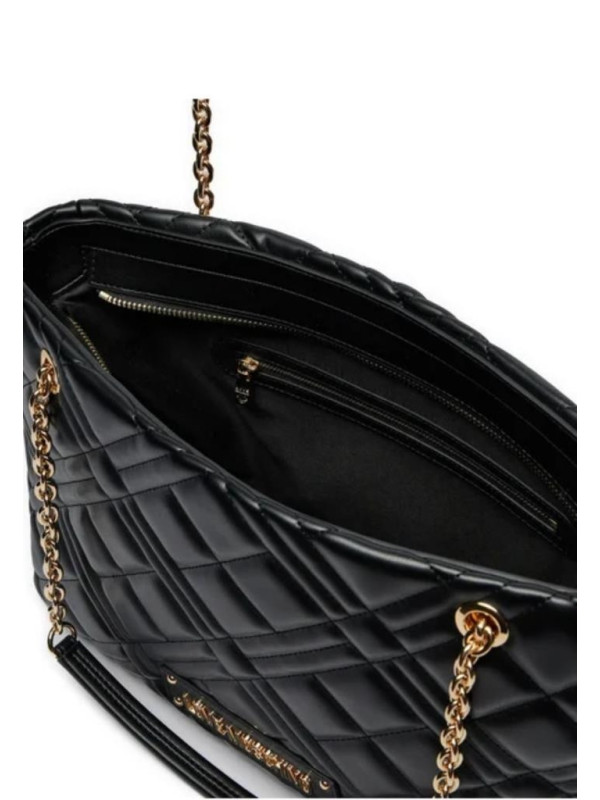 144311-Shopping-Love-Moschino.jpeg