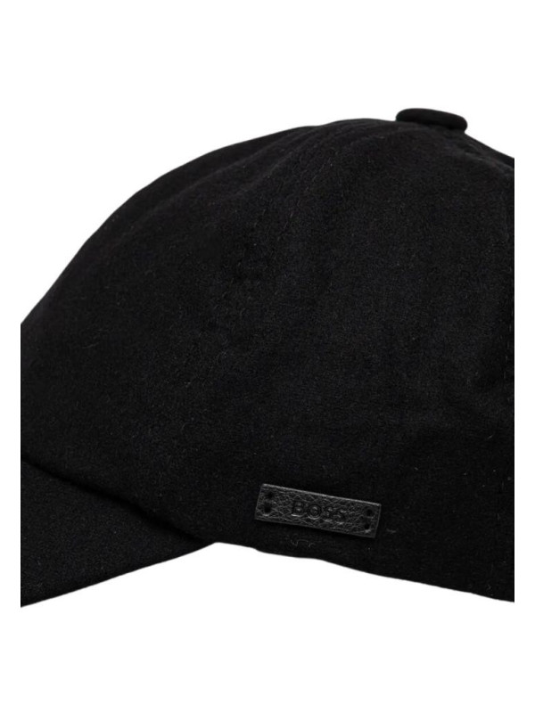 147635-Cappello-con-visiera-Hugo-Boss.jpeg