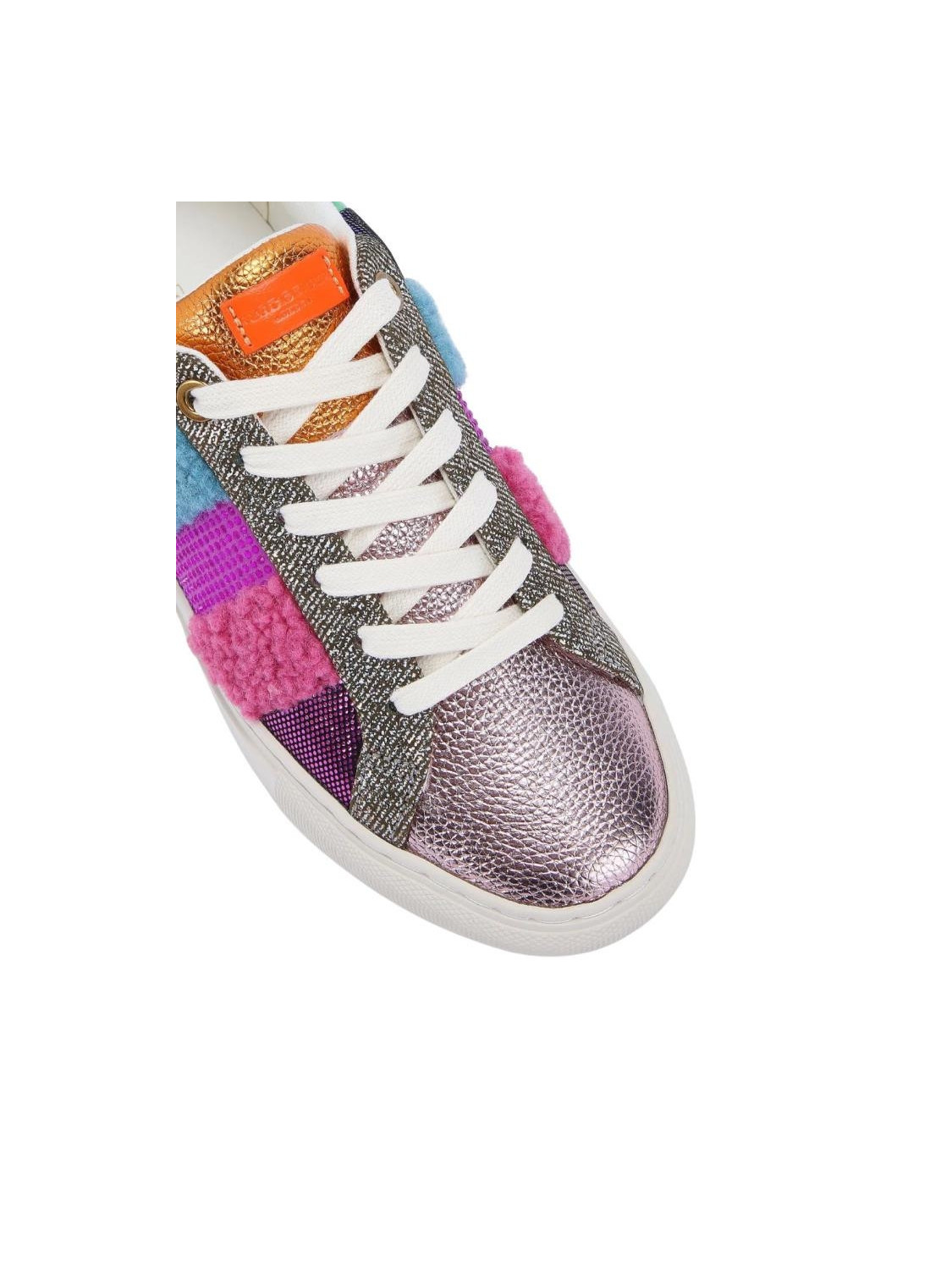 145487-Sneakers.jpeg