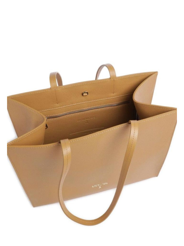 144764-Shopping-Patrizia-Pepe.jpeg