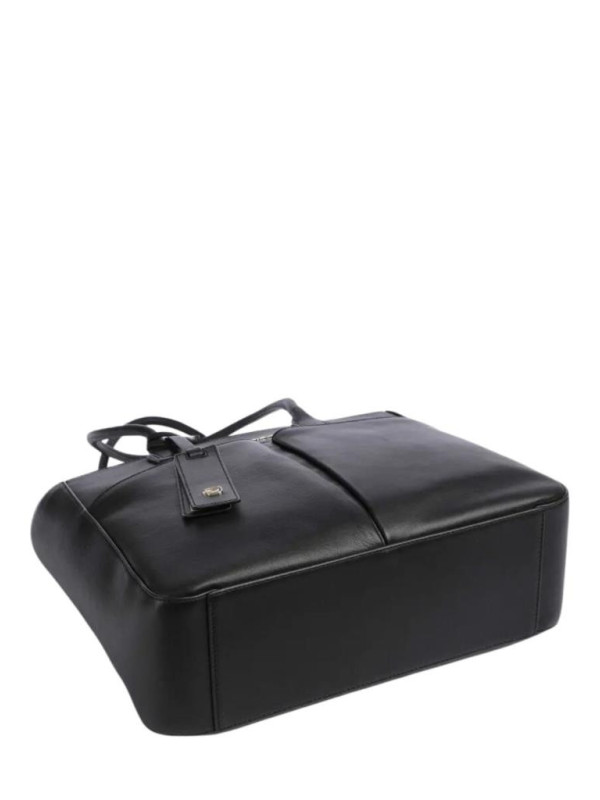 148083-Shopping-Piquadro.jpeg