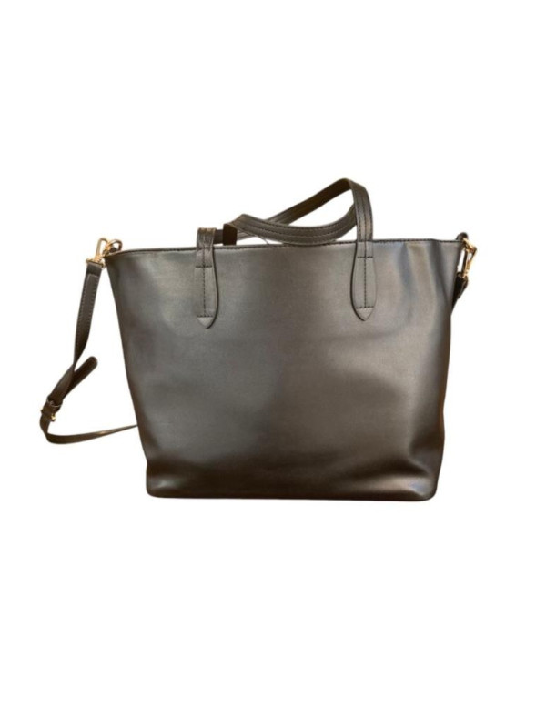 148665-Shopping-Marc-Ellis.jpeg