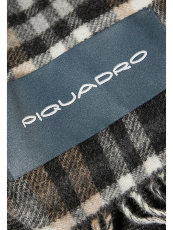 149568-Sciarpa-Piquadro.jpeg