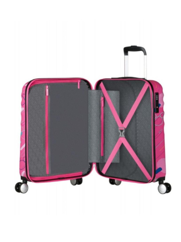 152520-American-Tourister-Wavebreaker-Disney-trolley.jpeg