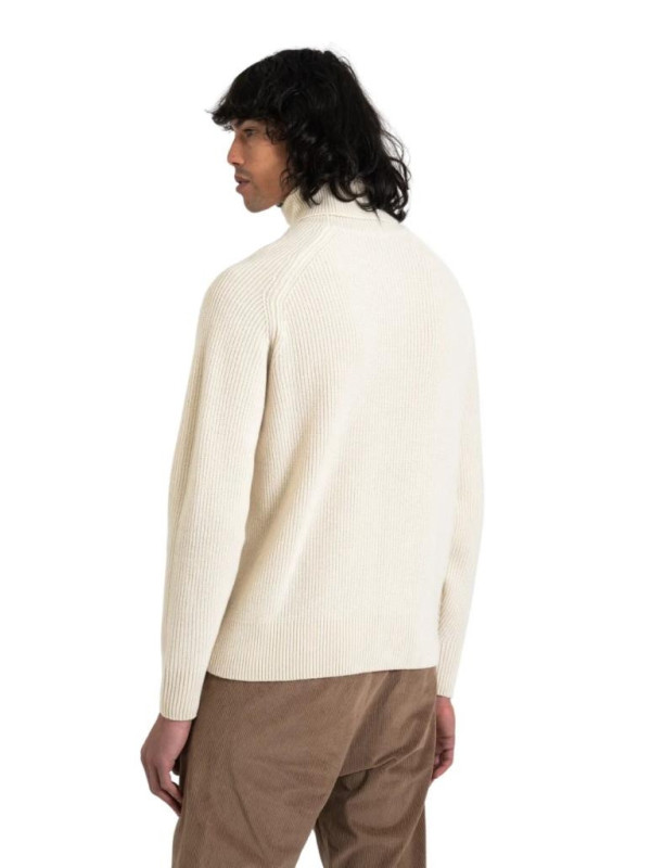 152015-Hugo-Boss-Maglione-Collo-Alto.jpeg