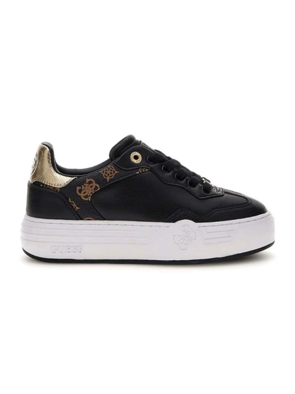 153380-Sneakers-Guess.jpeg