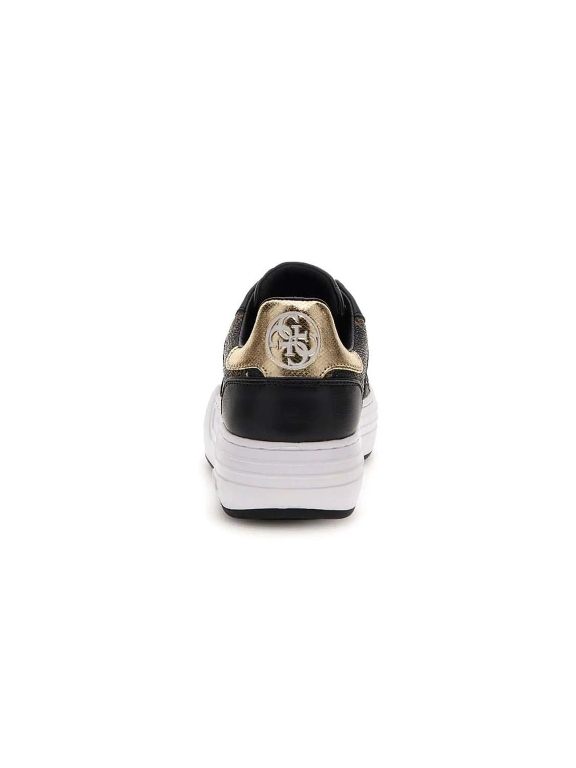 153381-Sneakers-Guess.jpeg