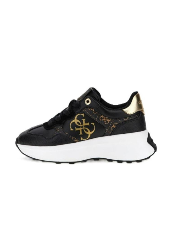 153716-Sneakers-Guess.jpeg