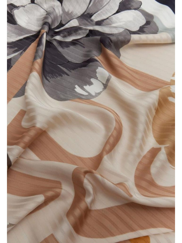 156665-Foulard-Guess.jpeg