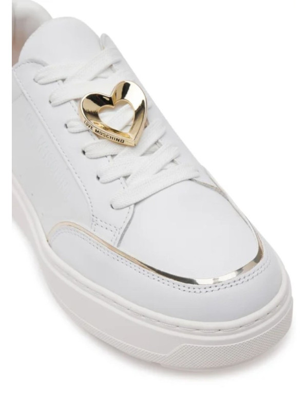 157852-Sneakers-Love-Moschino.jpeg
