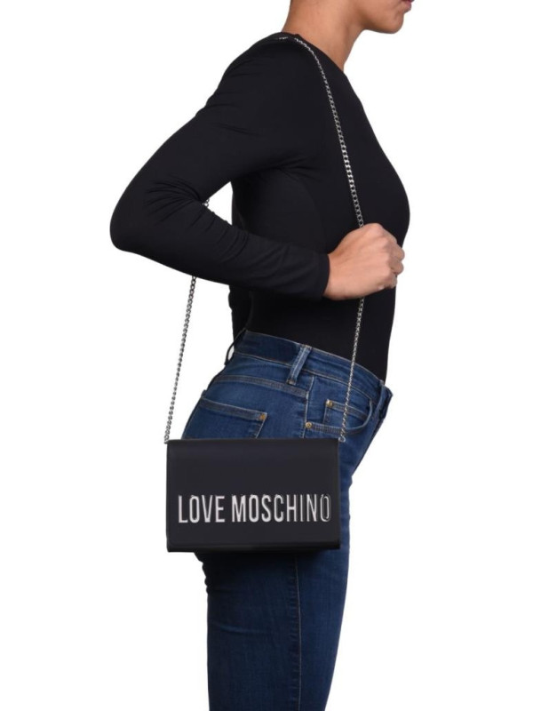157749-Borsa-a-tracolla-Love-Moschino.jpeg