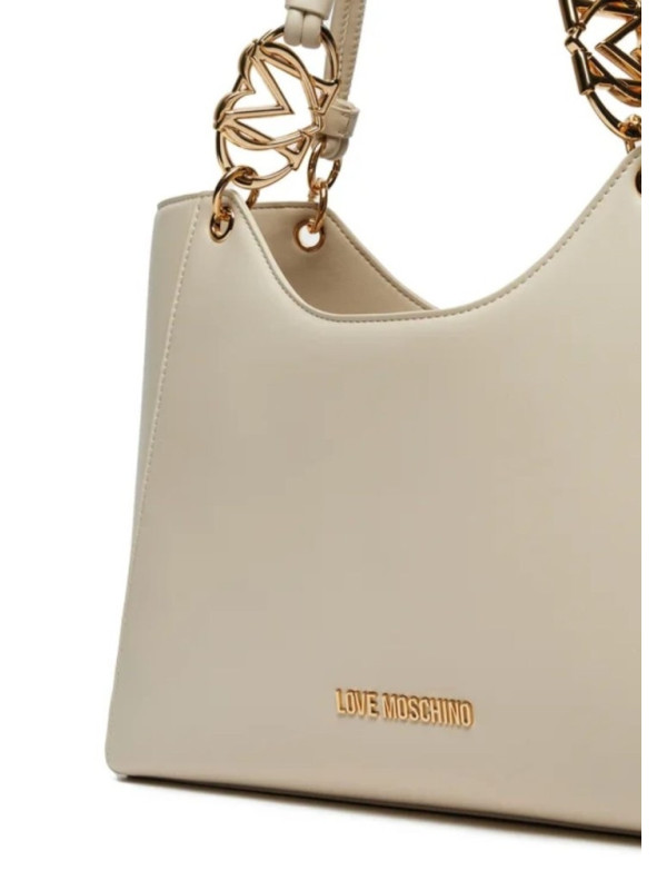 157476-Shopping-Love-Moschino.jpeg