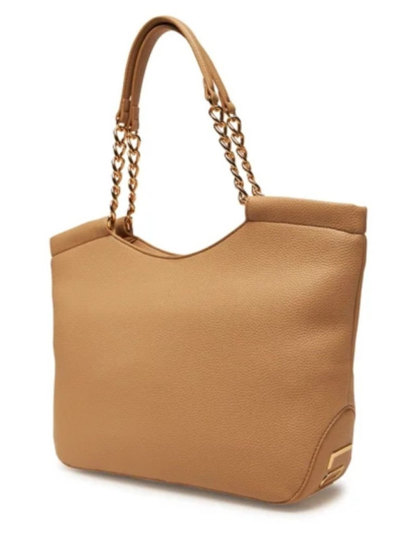 157627-Shopping-Love-Moschino.jpeg