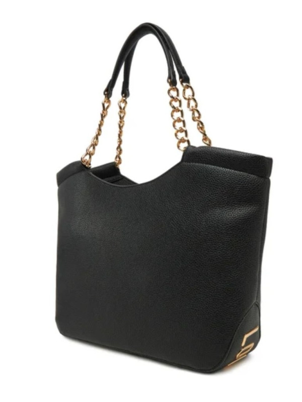 157630-Shopping-Love-Moschino.jpeg