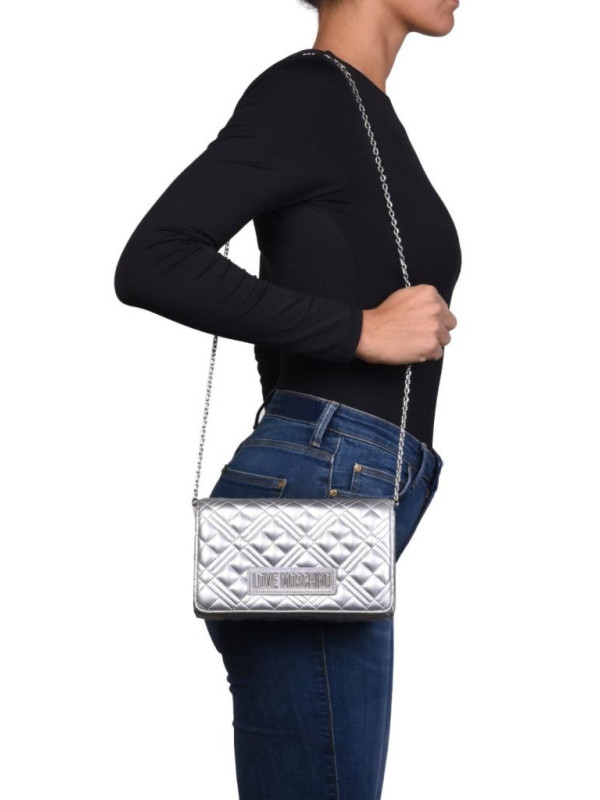 157742-Borsa-a-tracolla-Love-Moschino.jpeg
