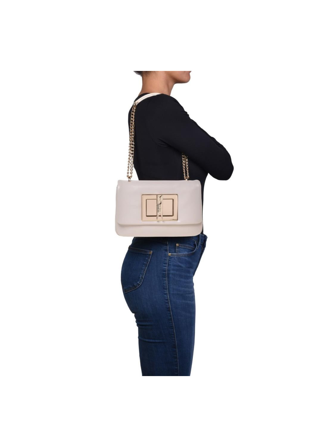 157763-Borsa-a-tracolla-Love-Moschino.jpeg