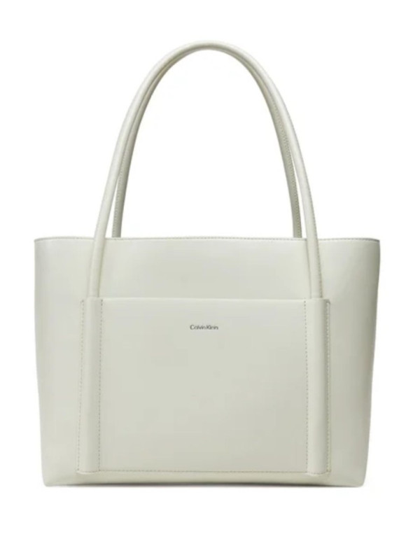 158130-Shopping-Calvin-Klein.jpeg