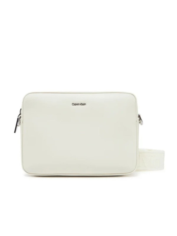 158148-Borsa-a-tracolla-Calvin-Klein.jpeg