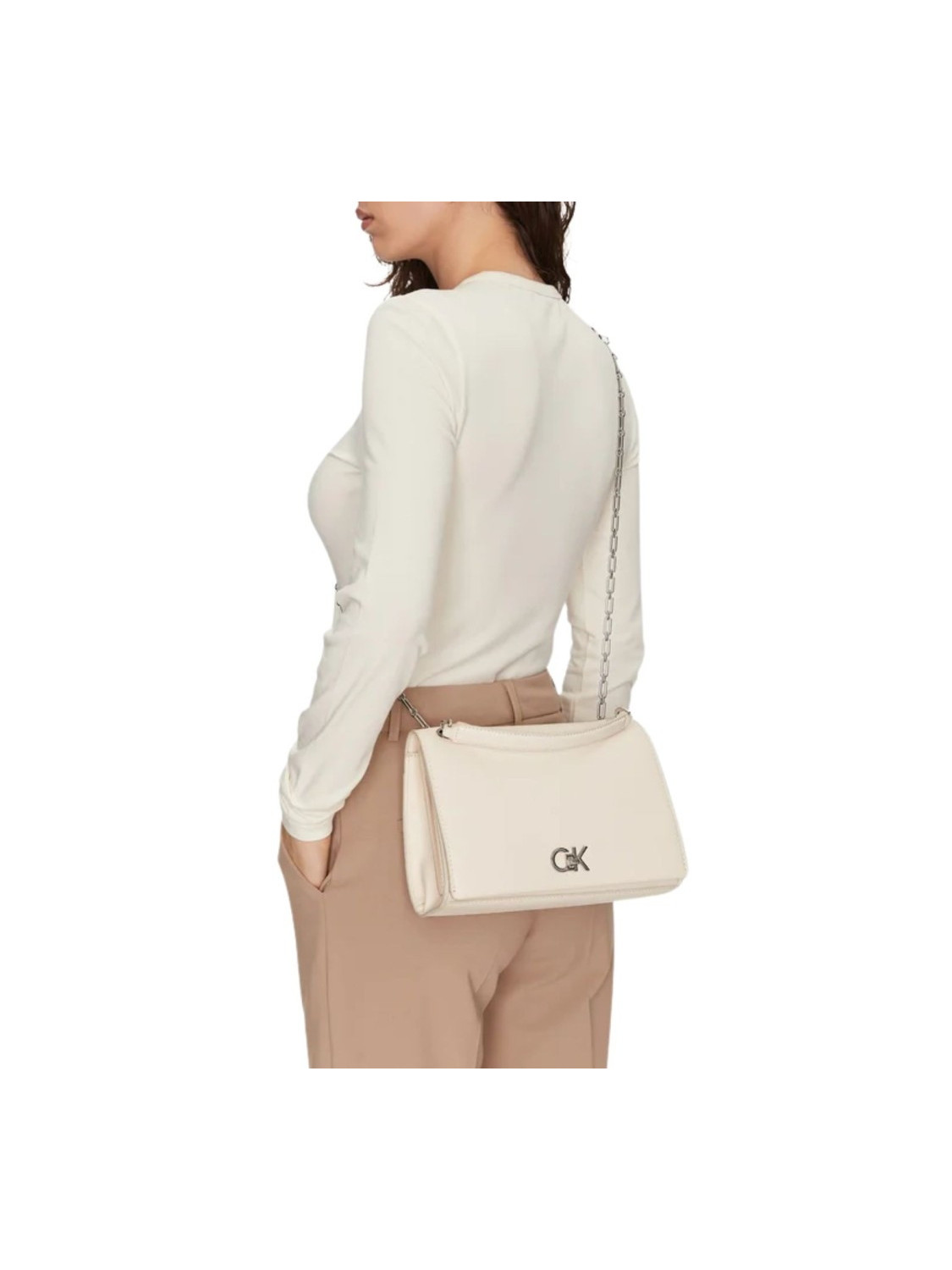 158786-Borsa-a-tracolla-Calvin-Klein.jpeg