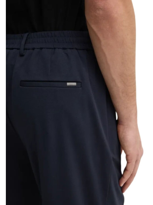 158733-ABBIGLIAMENTO.jpeg