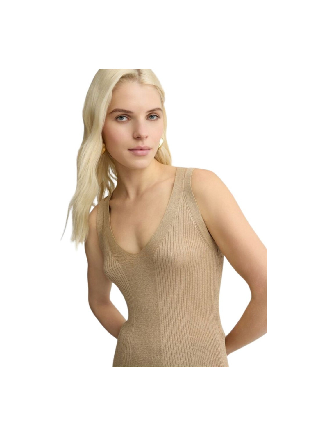 158649-ABBIGLIAMENTO.jpeg