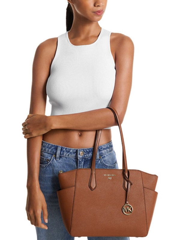 159013-Shopping-Michael-Kors.jpeg
